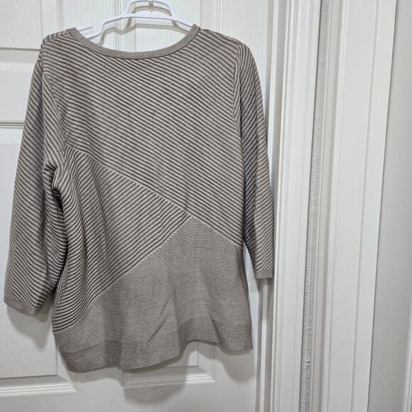 Chico’s Striped Knit Top Size XL 3 Gray Heavy Sweater 3/4 Sleeve Casual - Picture 7 of 7